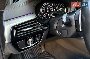 Седан BMW M5 2019 в 