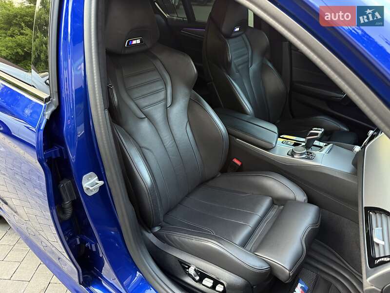 Седан BMW M5 2019 в Киеве