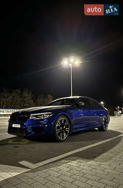 Седан BMW M5 2018 в 