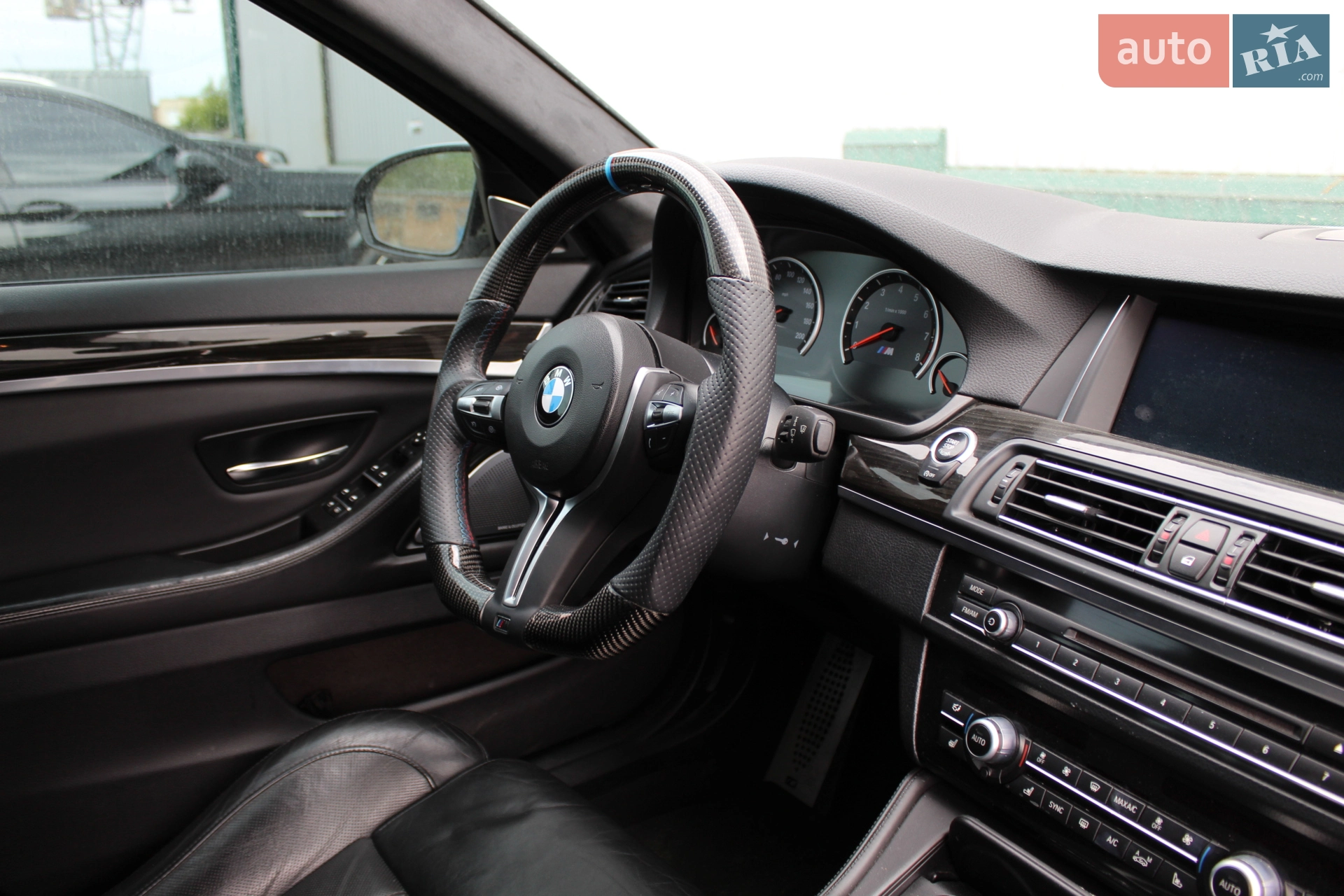 2014 BMW M5 - мініатюра 22