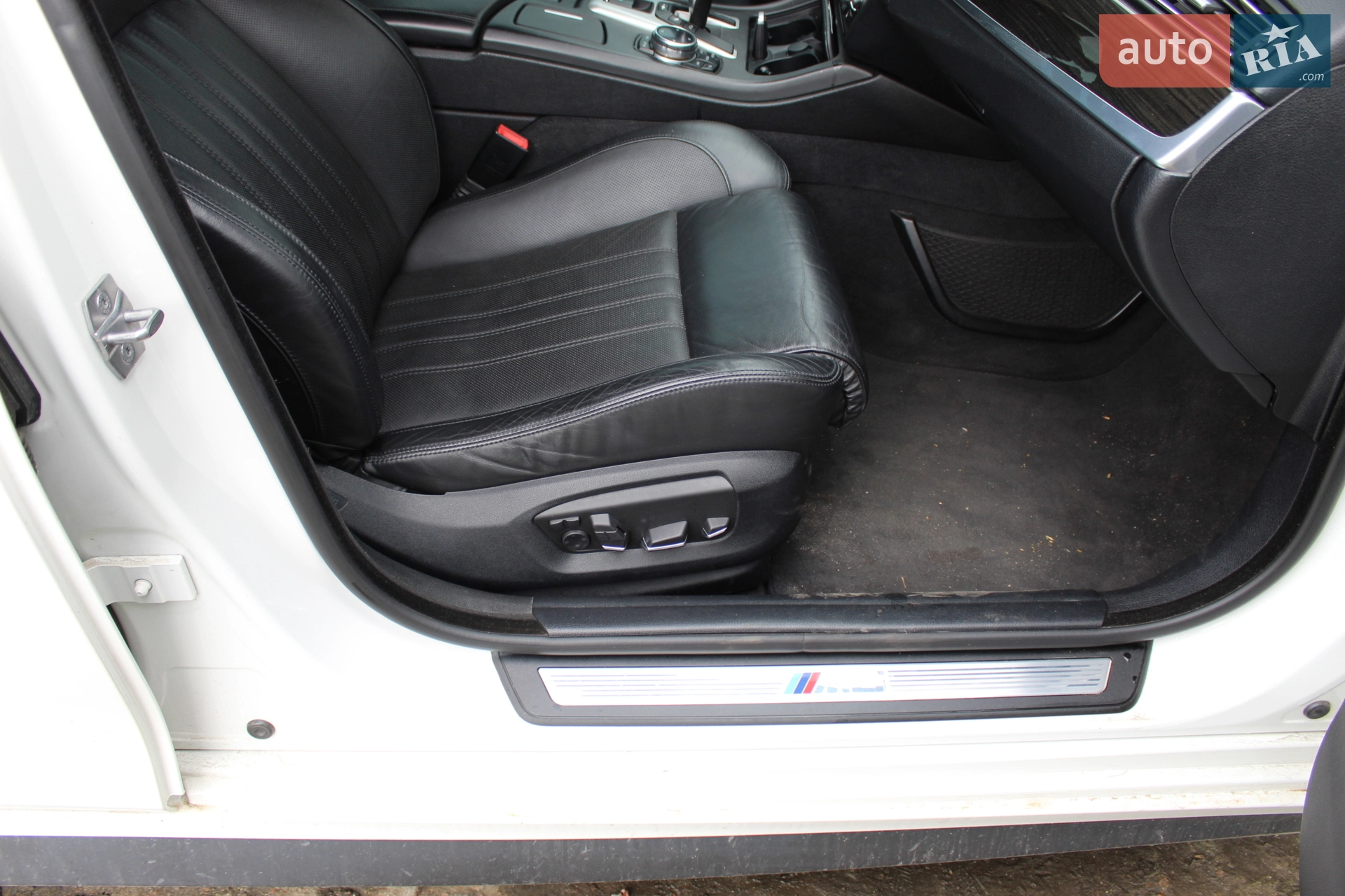 2014 BMW M5 - мініатюра 24