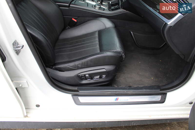 Седан BMW M5 2014 в Киеве