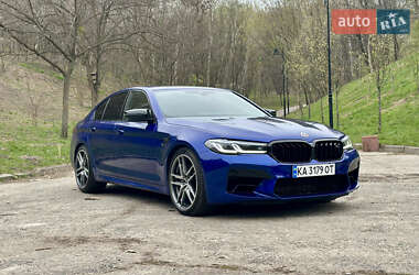 Седан BMW M5 2022 в Киеве