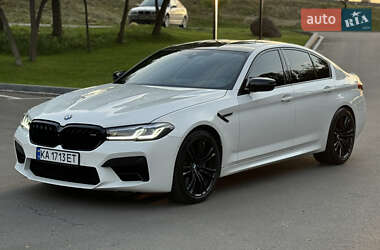 Седан BMW M5 2020 в 