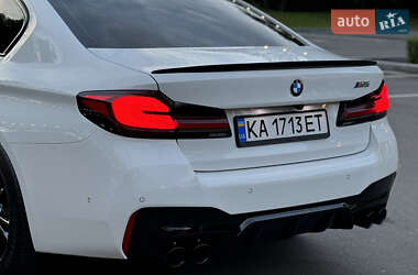 Седан BMW M5 2020 в 