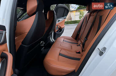 Седан BMW M5 2020 в 