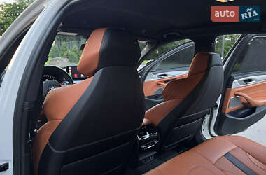 Седан BMW M5 2020 в 