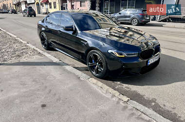 Седан BMW M5 2021 в 