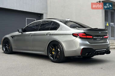 Седан BMW M5 2019 в 