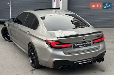 Седан BMW M5 2019 в 
