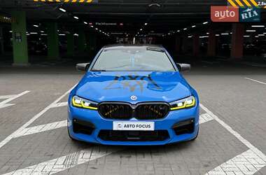 Седан BMW M5 2019 в 