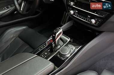 Седан BMW M5 2023 в 