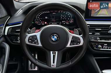 Седан BMW M5 2023 в 