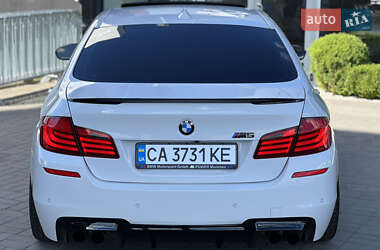 Седан BMW M5 2013 в 