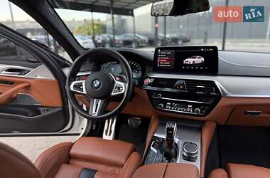Седан BMW M5 2020 в 