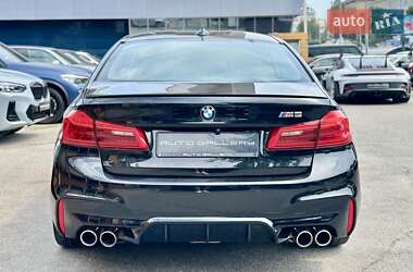 Седан BMW M5 2020 в 