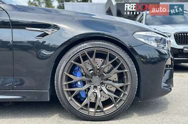Седан BMW M5 2020 в 