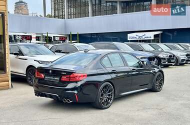 Седан BMW M5 2020 в 