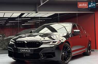 Седан BMW M5 2019 в Киеве