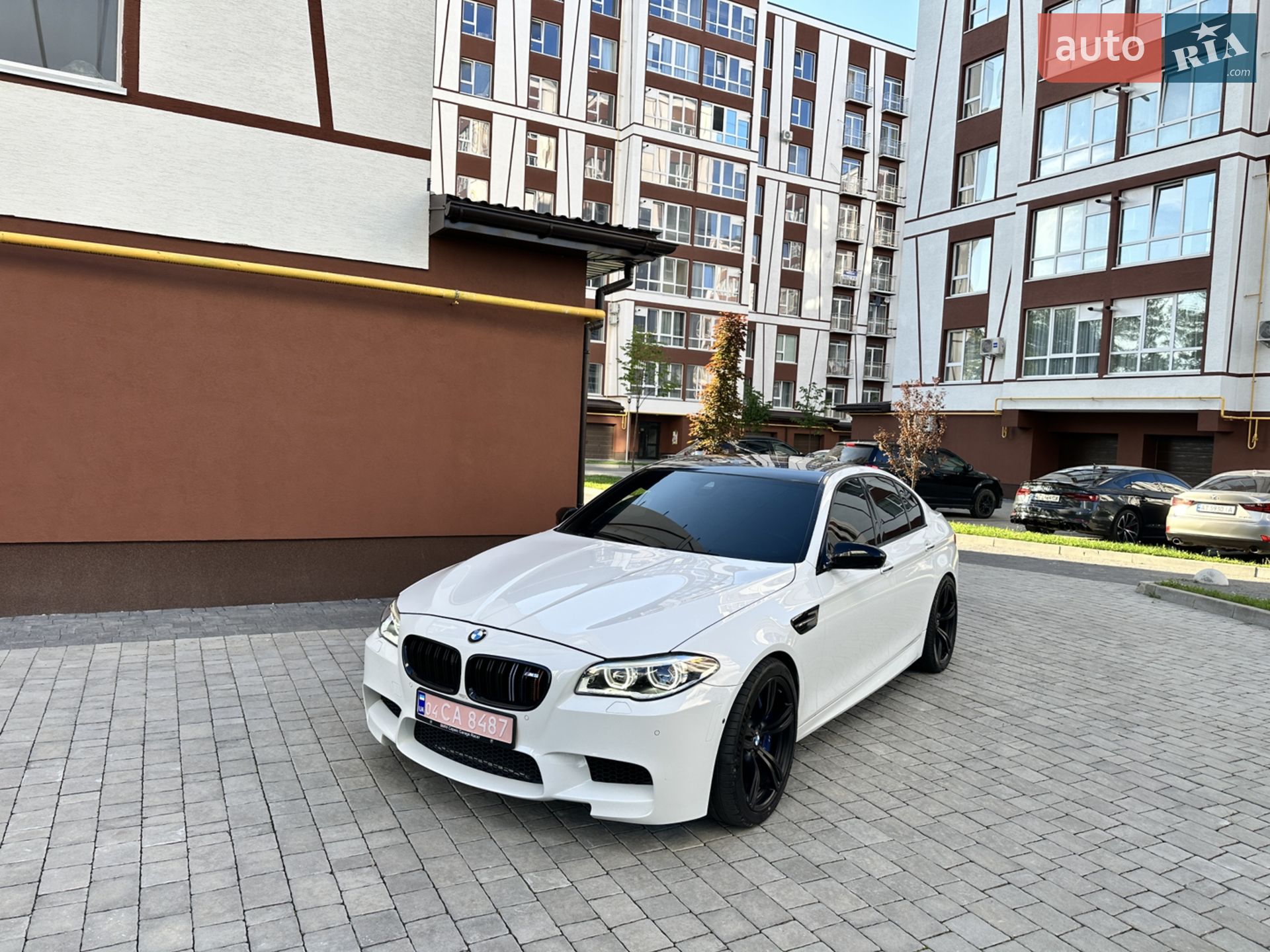 2014 BMW M5 - мініатюра 4