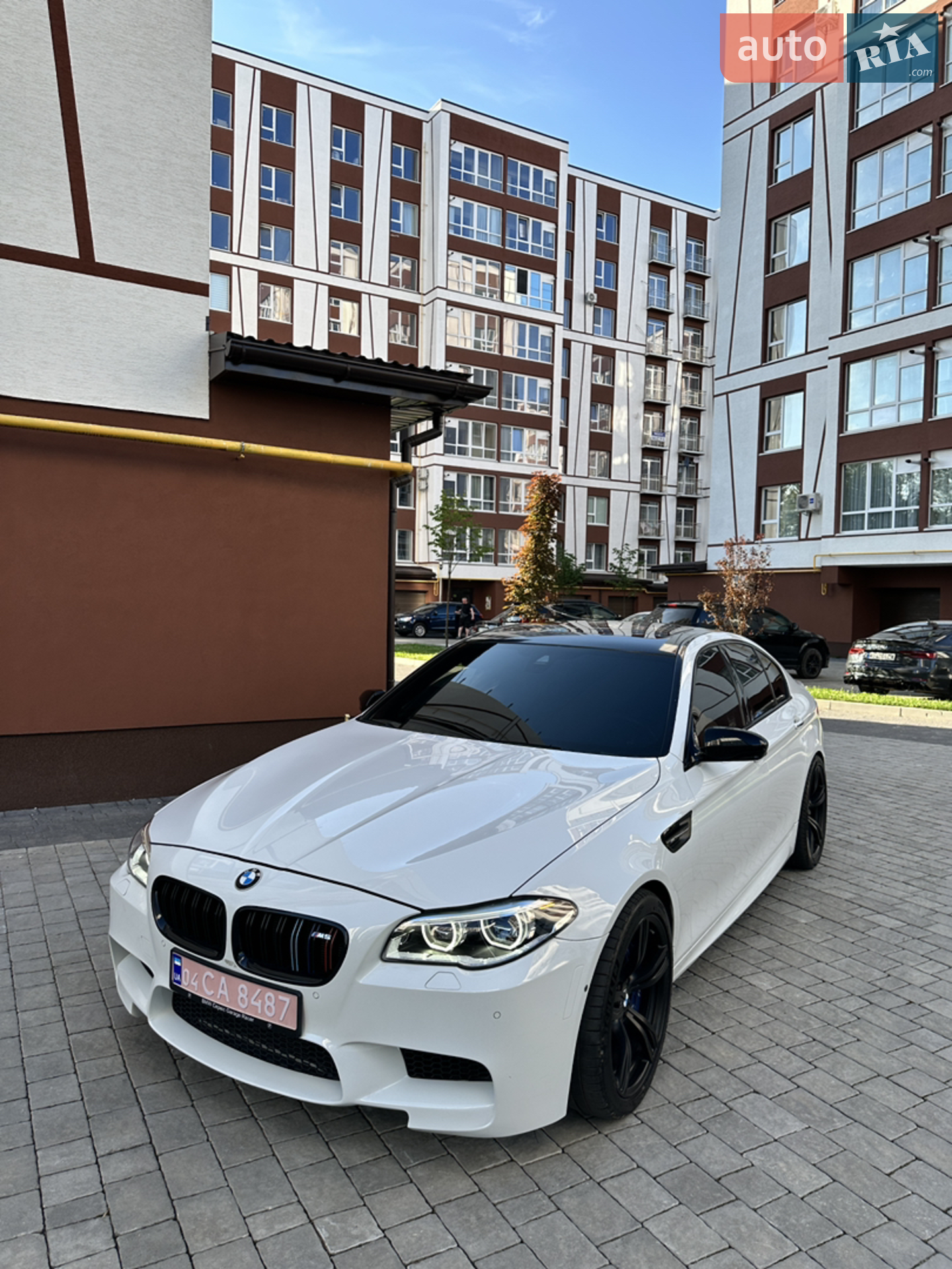 2014 BMW M5 - мініатюра 10