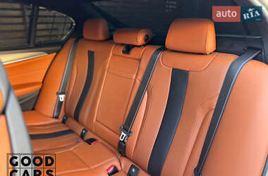 Седан BMW M5 2019 в 