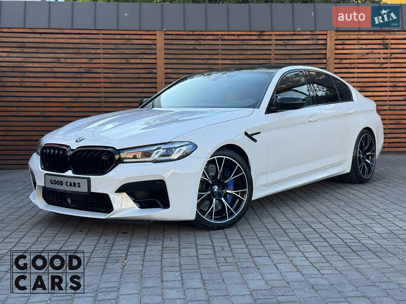 Седан BMW M5 2019 в 
