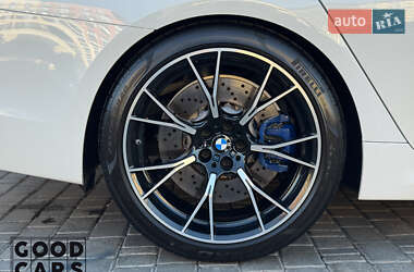 Седан BMW M5 2019 в 