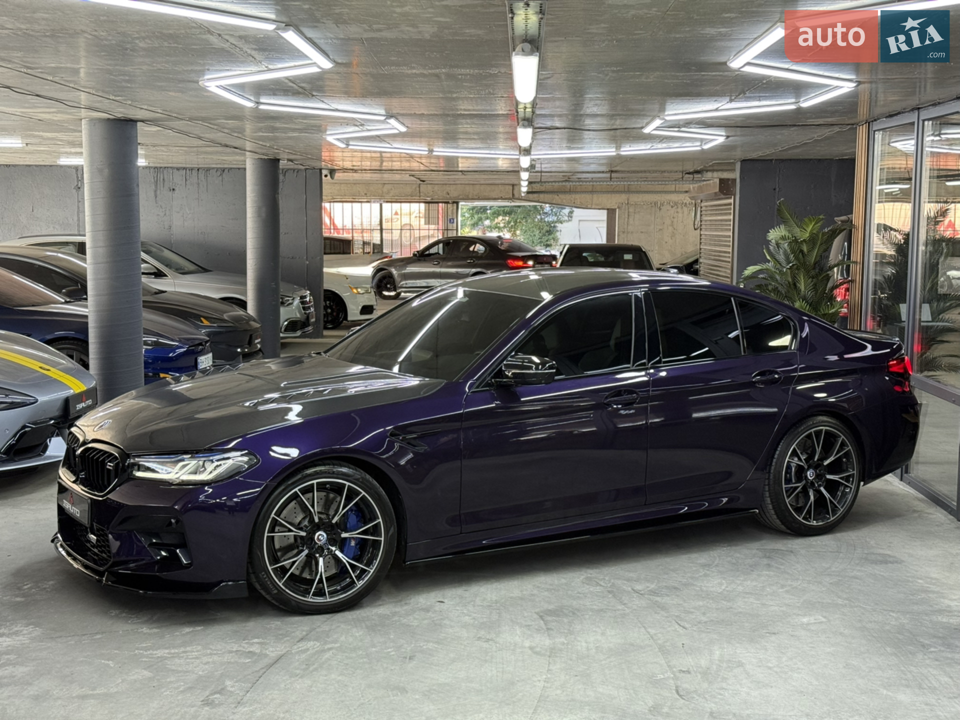 2023 BMW M5 - мініатюра 5