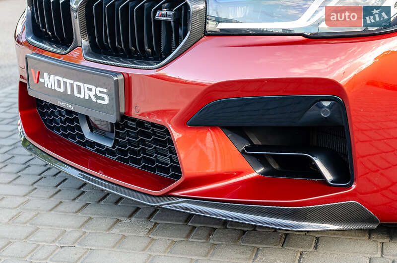 Седан BMW M5 2020 в Киеве