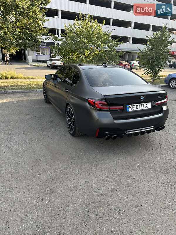 Седан BMW M5 2023 в Полтаве