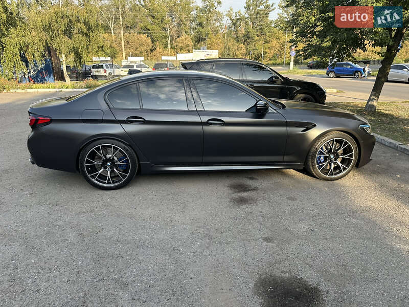 Седан BMW M5 2023 в Полтаве