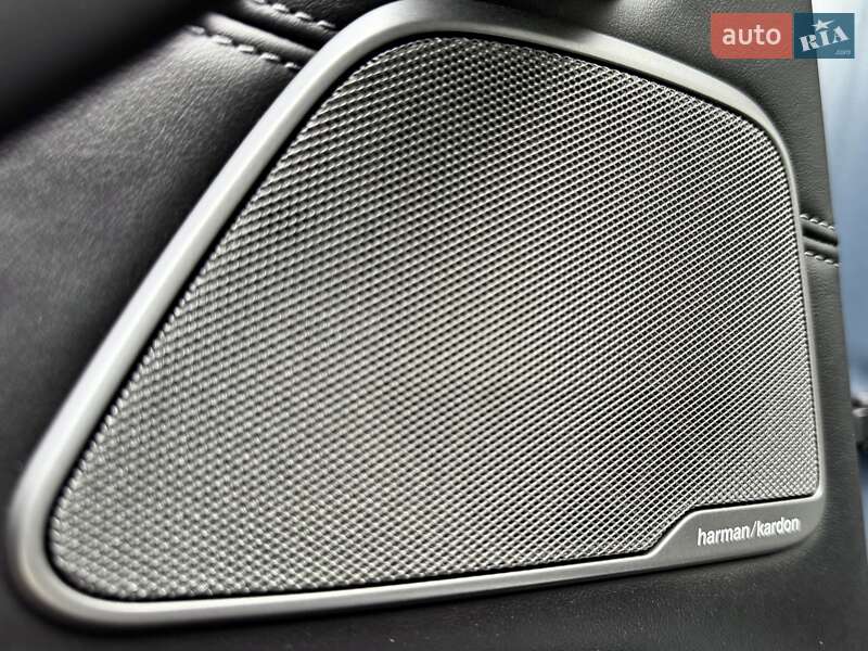 Седан BMW M5 2018 в Киеве