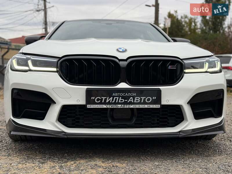 Седан BMW M5 2022 в Одессе