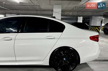 Седан BMW M5 2019 в 