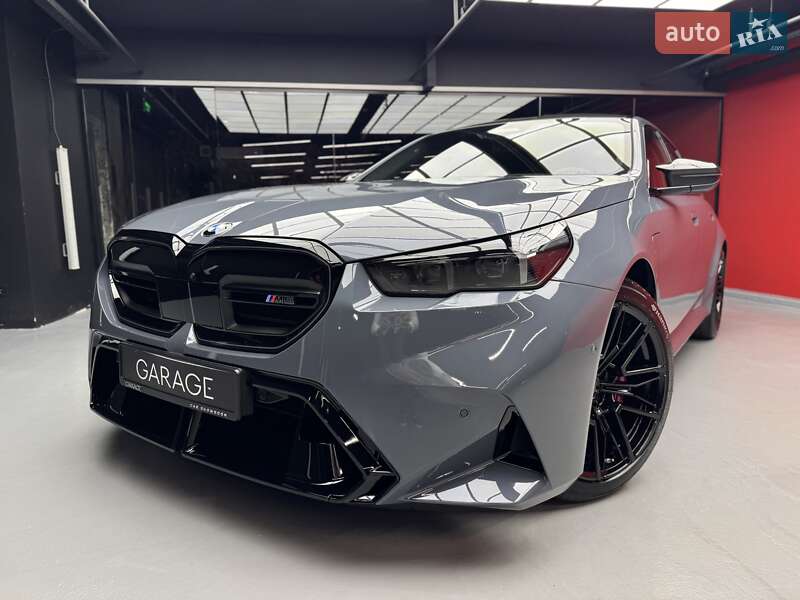 Седан BMW M5 2025 в Киеве фото 4 Седан BMW M5 2025 в Киеве