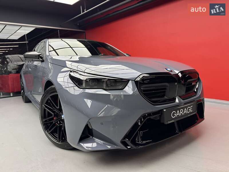 Седан BMW M5 2025 в Киеве фото 8 Седан BMW M5 2025 в Киеве