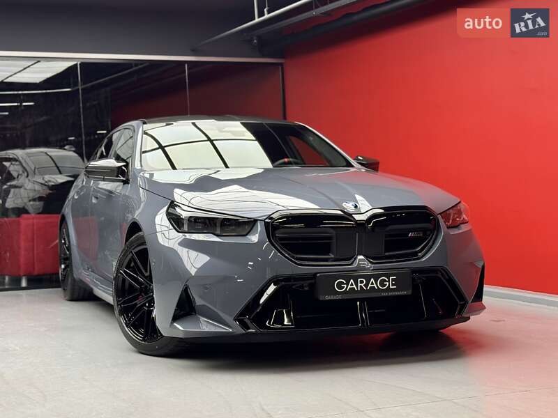 Седан BMW M5 2025 в Киеве фото 10 Седан BMW M5 2025 в Киеве