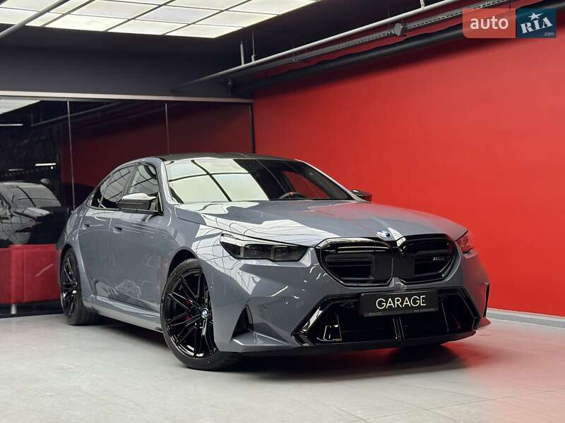 Седан BMW M5 2025 в Киеве фото 11 Седан BMW M5 2025 в Киеве