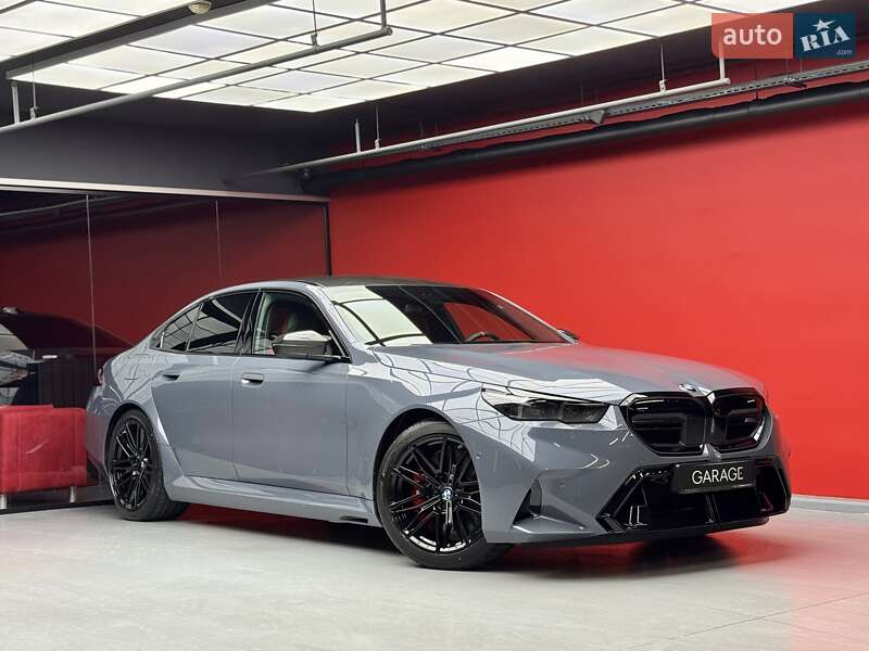 Седан BMW M5 2025 в Киеве фото 12 Седан BMW M5 2025 в Киеве