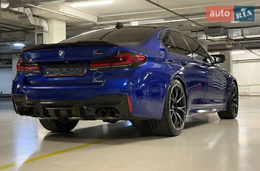 Седан BMW M5 2019 в Киеве