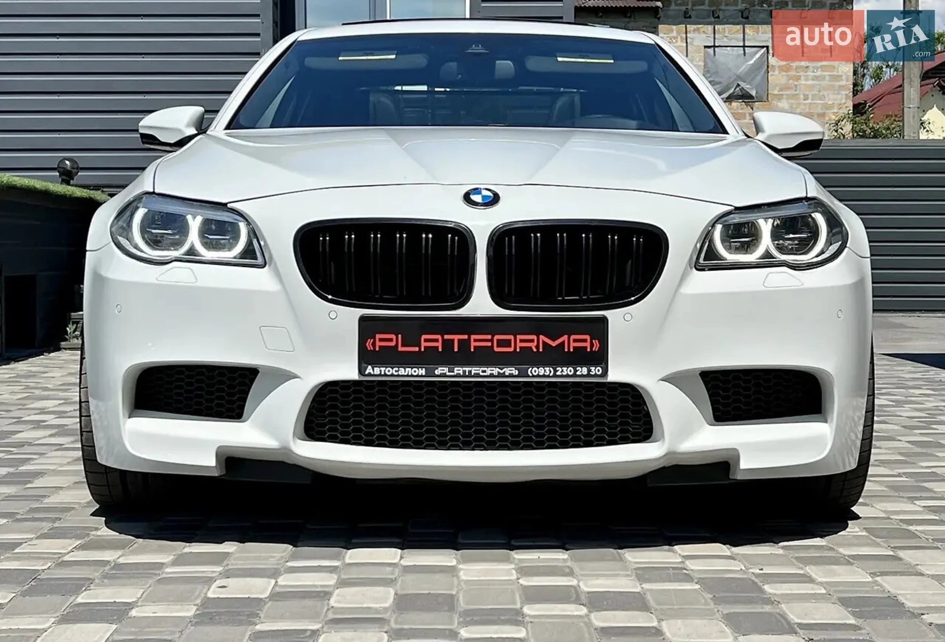 2014 BMW M5 - мініатюра 3