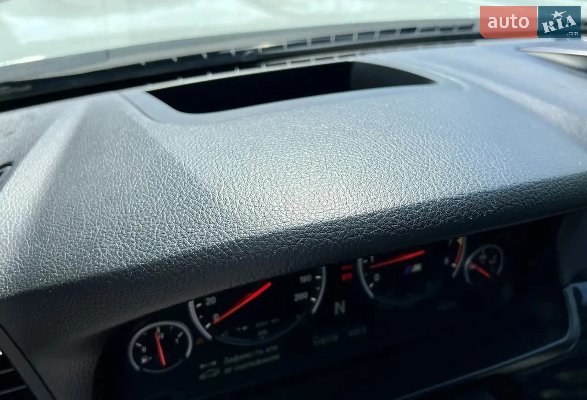 2014 BMW M5 - мініатюра 9