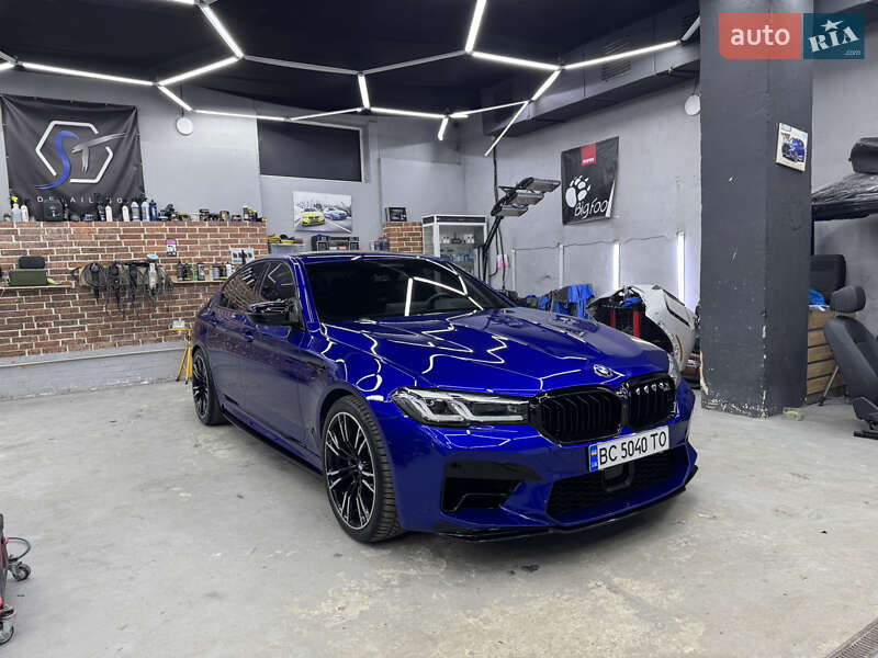 Седан BMW M5 2020 в Львове