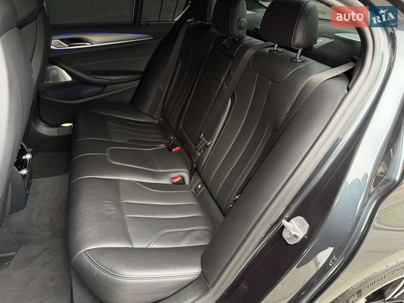Седан BMW M5 2019 в Киеве фото 42 Седан BMW M5 2019 в Киеве