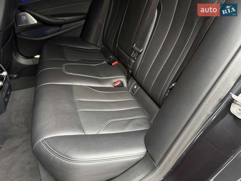 Седан BMW M5 2019 в Киеве фото 40 Седан BMW M5 2019 в Киеве
