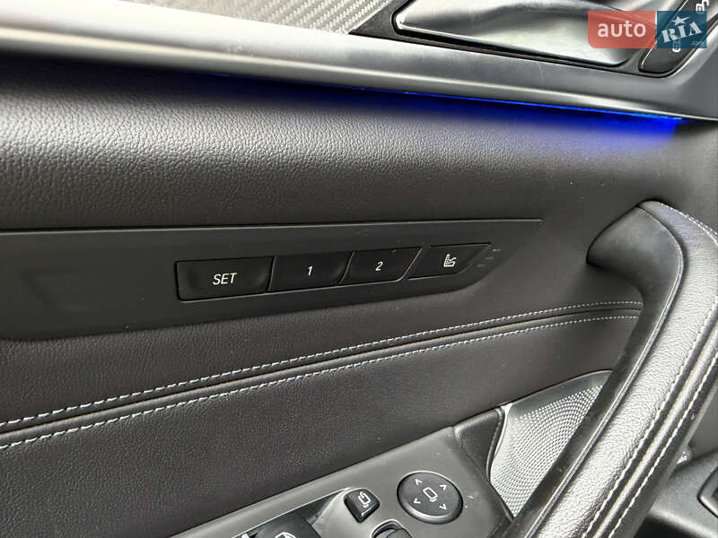 Седан BMW M5 2019 в Киеве фото 38 Седан BMW M5 2019 в Киеве