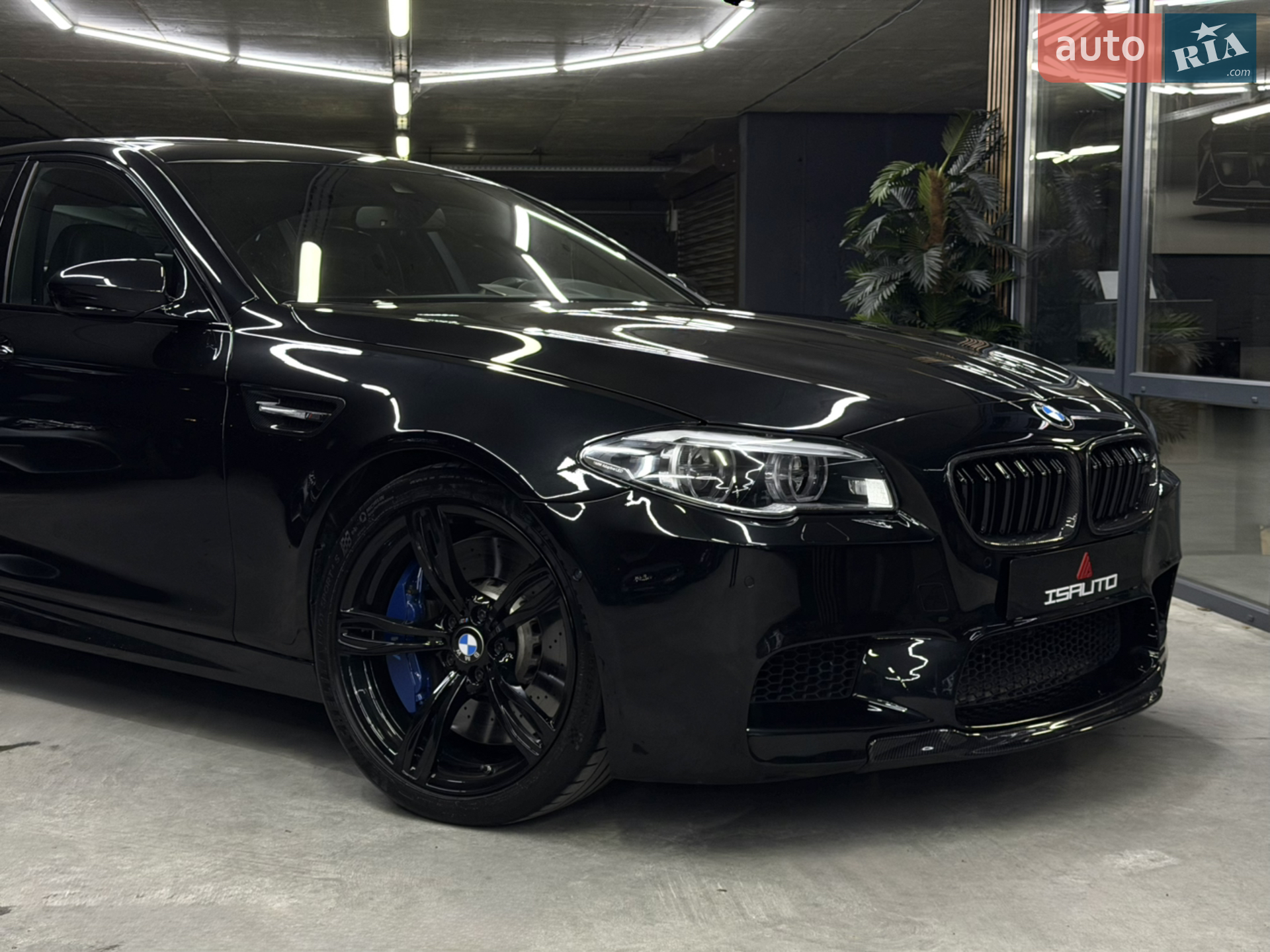 2015 BMW M5 - мініатюра 4