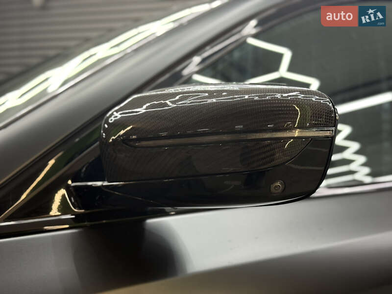 Седан BMW M5 2019 в Киеве