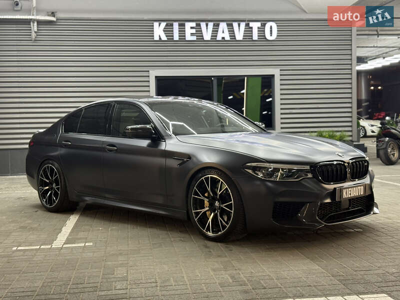 Седан BMW M5 2019 в Киеве